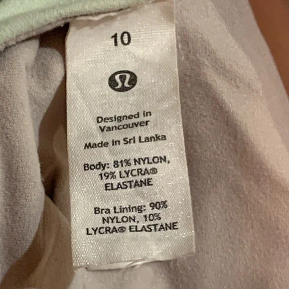 Lululemon Sweet Awakenings Bra Light Green Sz 10 Missing Pads - Picture 4 of 4